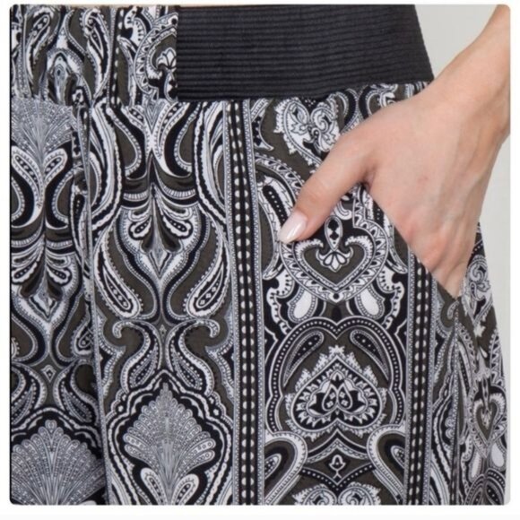 Boho Wide Leg Ruffle Hem Pants W/Elastic Waist & Pockets Black/White Paisley -OS - Picture 6 of 6